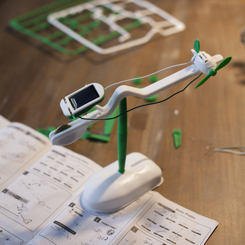 6-In-1 Solar-Power Robot Kit A - Science Robot recension och pris