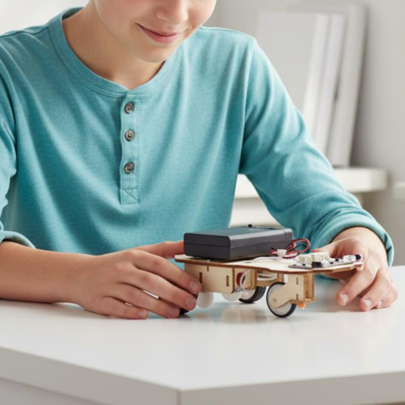Wooden Intelligent Vehicle Kit - Science Robot recension och pris